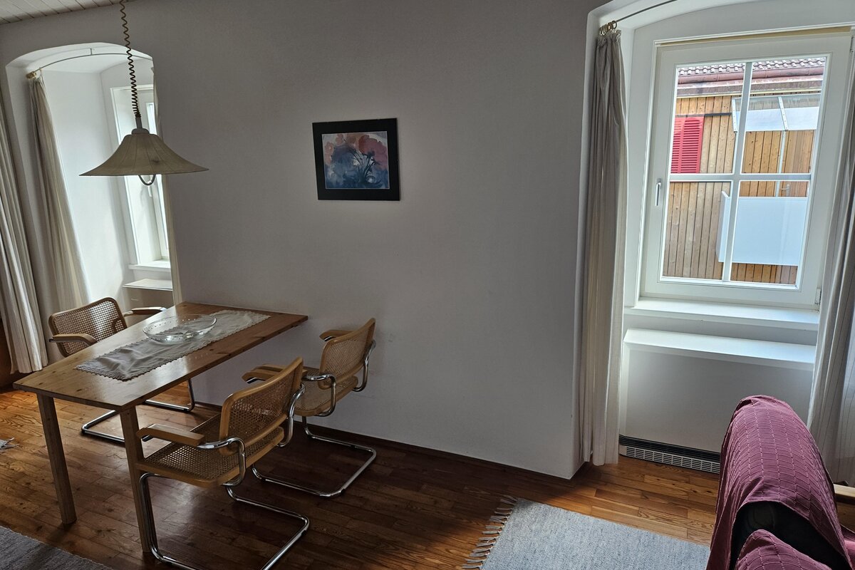 Vierter Blick in den Wohnraum der ersten Wohnung im Provianthaus